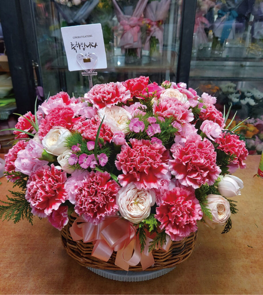 Carnation & Rose basket ⋆ Parents day Flower ⋆ Korea Flower delivery